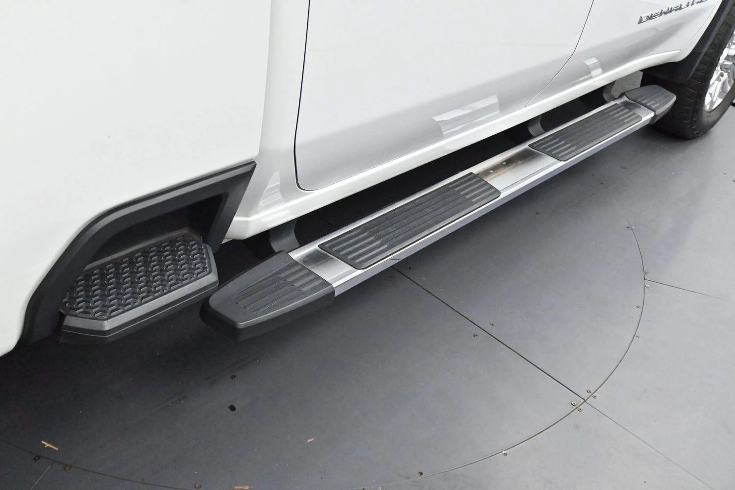 Used 2021 SUMMIT WHITE GMC Denali image 9