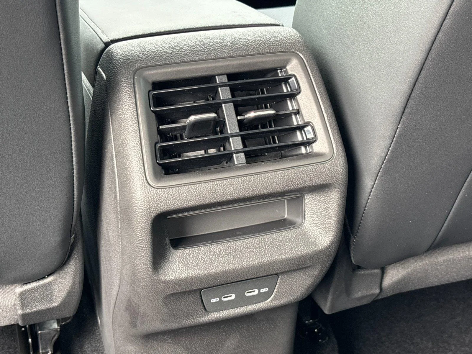 New 2026 Platinum Gray Metallic Volkswagen SE R-Line Black image 33