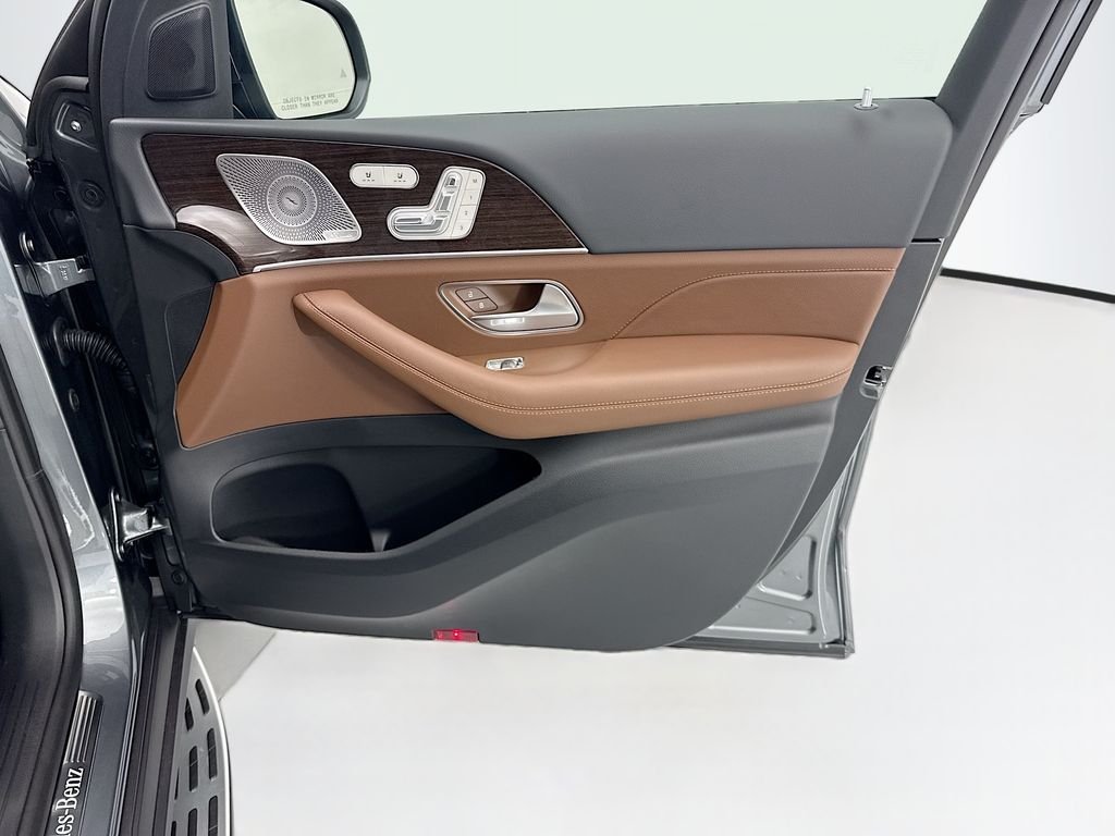 New 2026 Selenite Grey Metallic Mercedes-Benz GLE 450 image 24