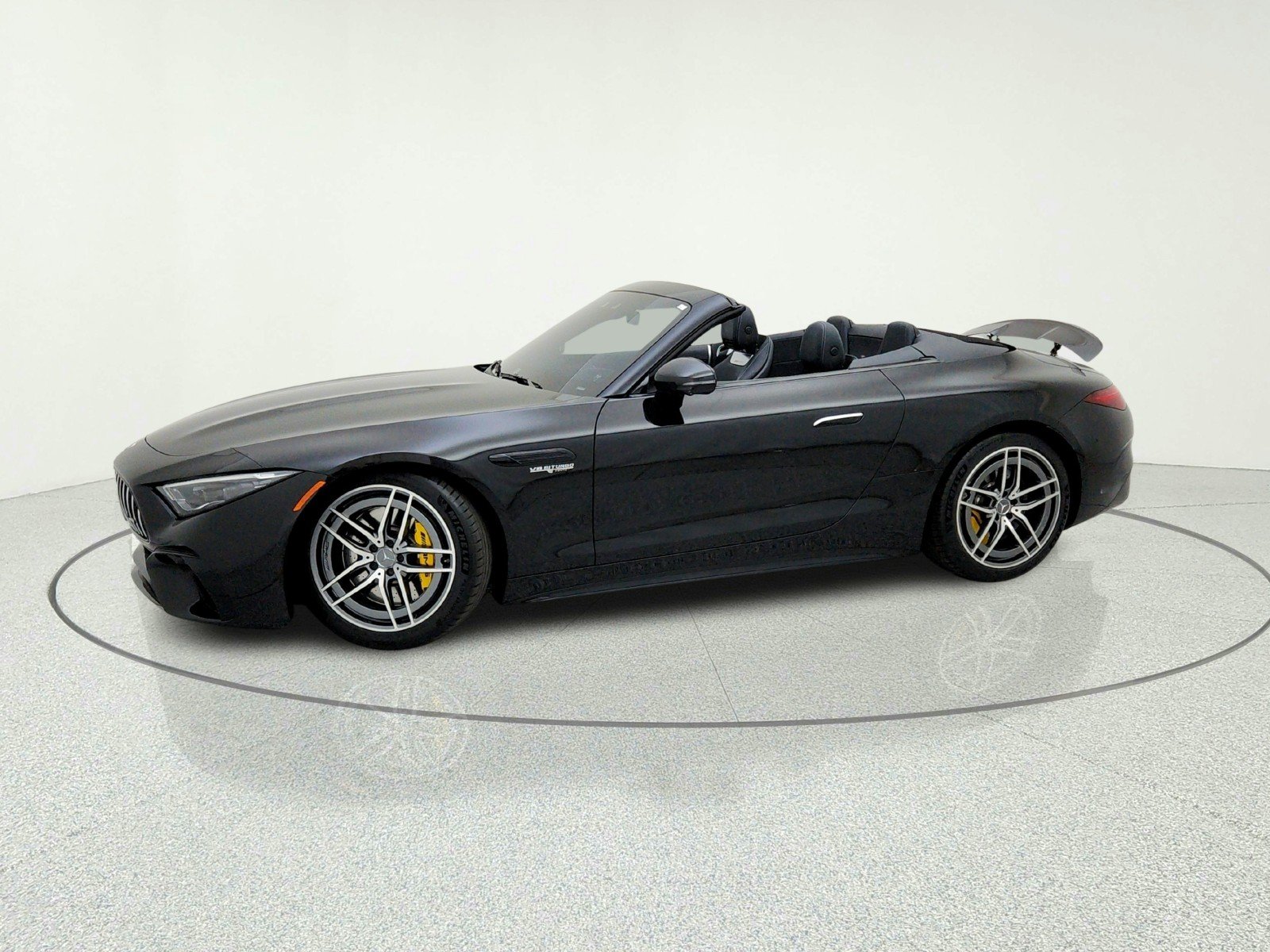 Certified Used 2022 Obsidian Black Metallic Mercedes-Benz AMG® SL 55 image 15