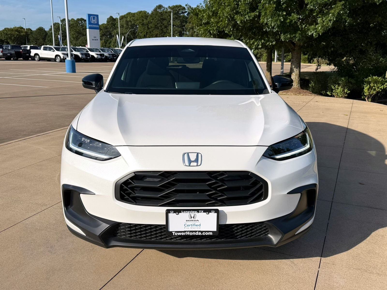 Certified Used 2025 Platinum White Pearl Honda Sport image 2
