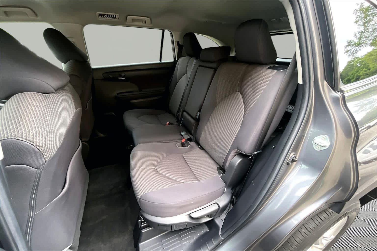 Used 2023 Magnetic Gray Metallic Toyota L image 21