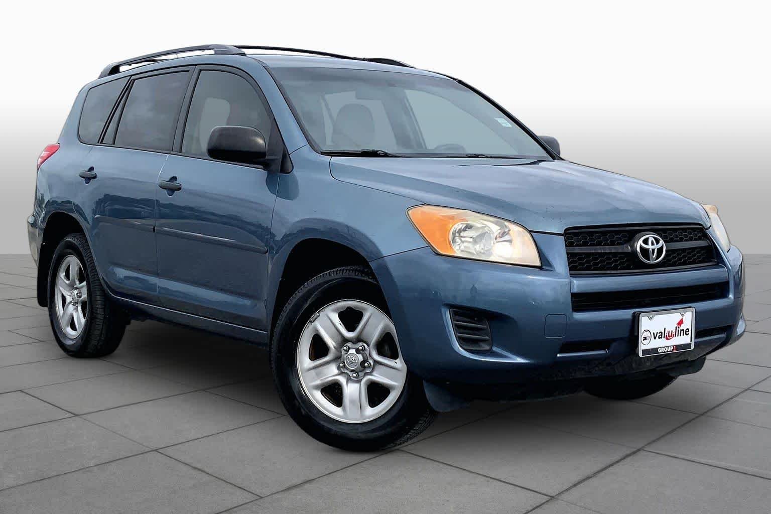 Used 2010 Pacific Blue Metallic Toyota  image 2