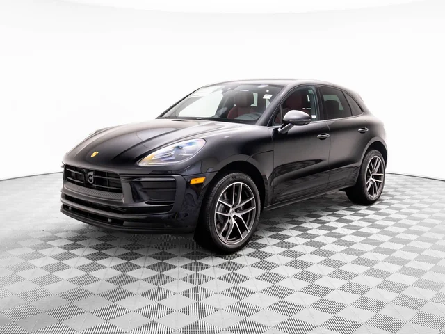 2026 Porsche Macan 