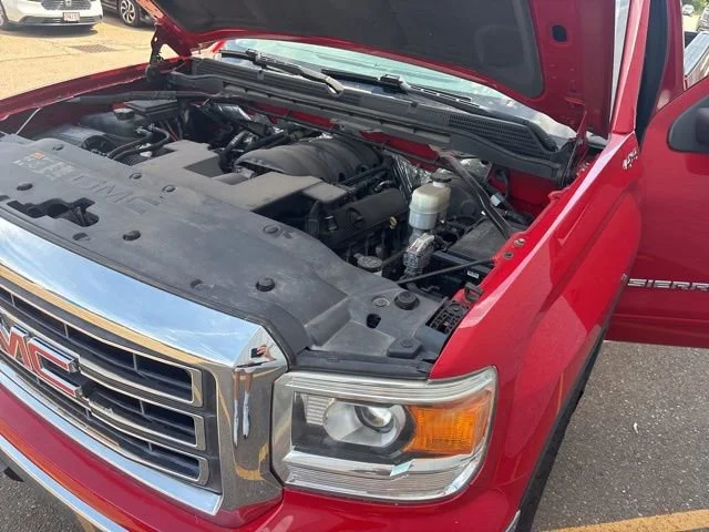 Used 2014 Fire Red GMC SLE image 18