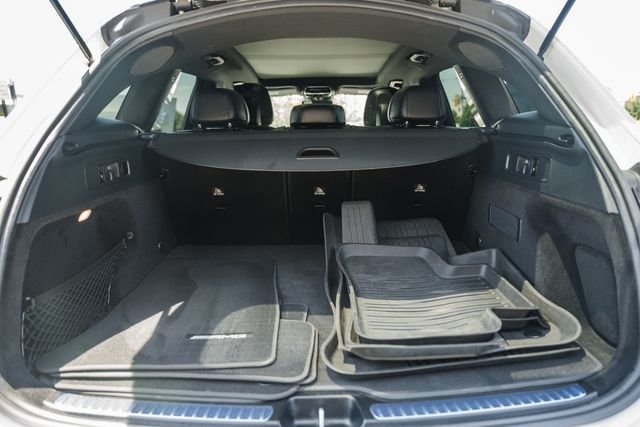 Certified Used 2025 Polar White Mercedes-Benz GLC 300 image 10