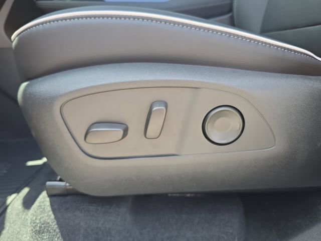2026 Buick Enclave Sport Touring - Photo 19