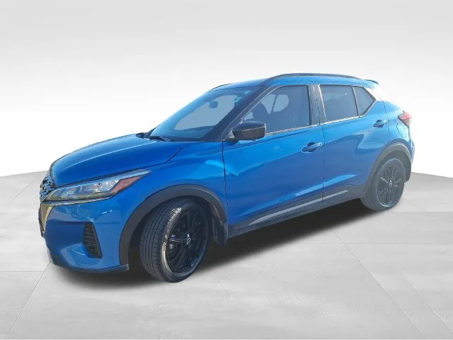 Used 2024 Blue Nissan SR image 4