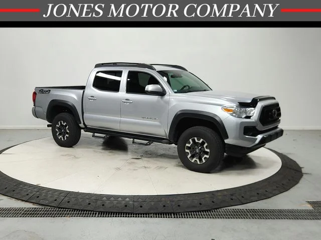 Used 2022 Silver Toyota SR image 1