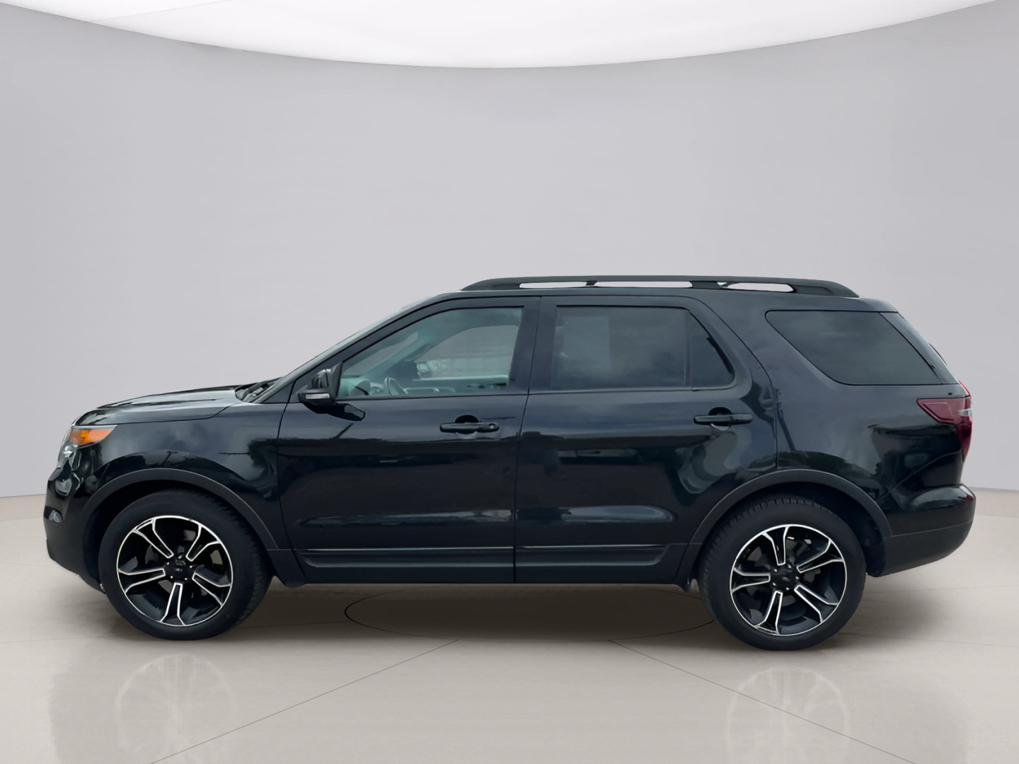 2015 Ford Explorer Sport photo 2