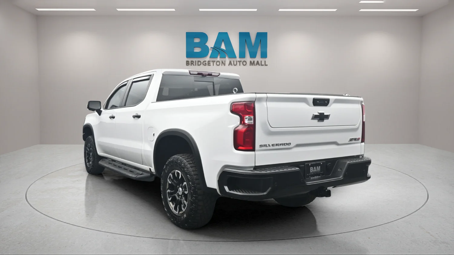 Used 2024 Summit White Chevrolet ZR2 image 4
