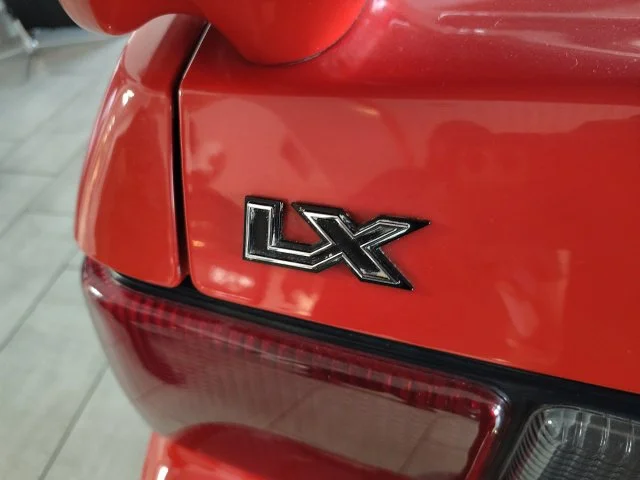 Used 1992 Red Ford LX image 20