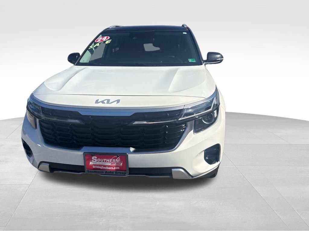 2024 Kia Seltos S photo 3