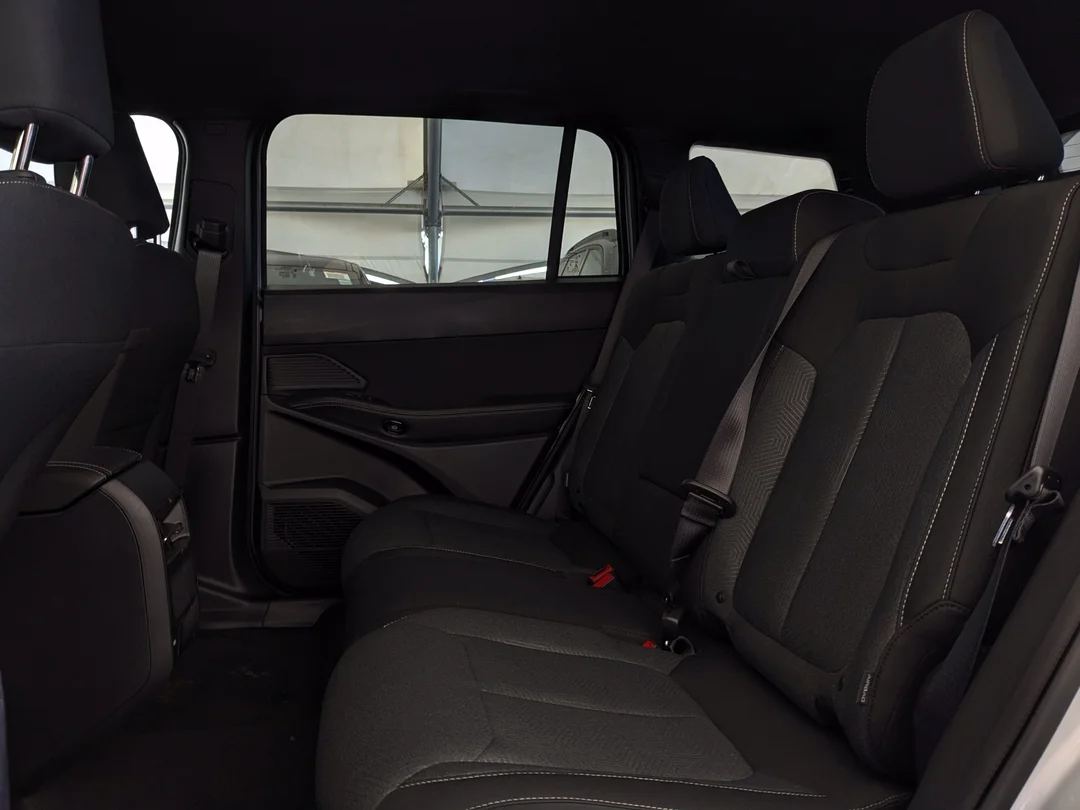 New 2026 Silver Jeep Laredo - - 4x4 - 1.6L Turbo Hybrid - Uconnect 5 w/ 12.3 Screen & More! image 25