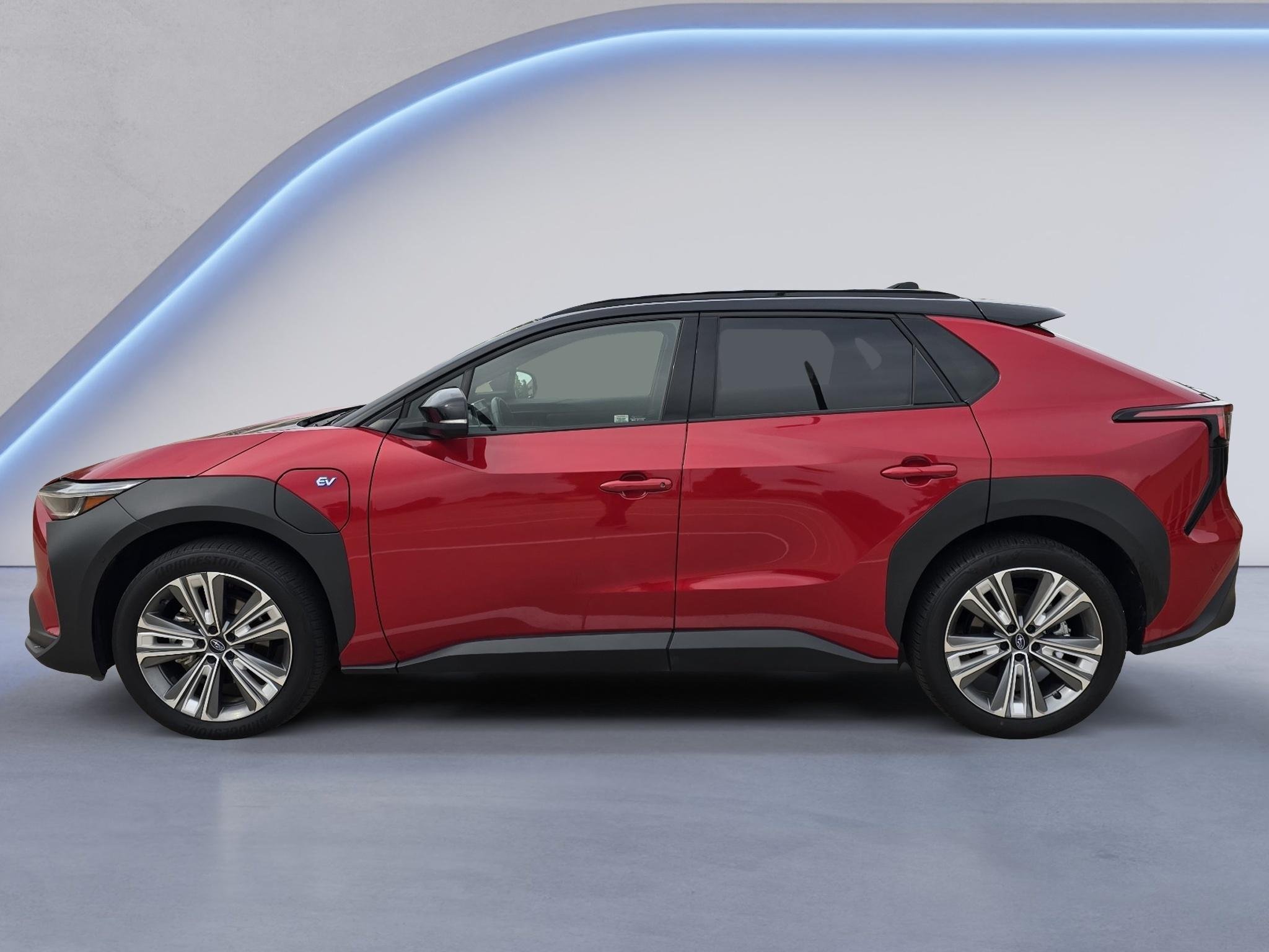Used 2023 Elemental Red Pearl 2-Tone Subaru Touring image 2