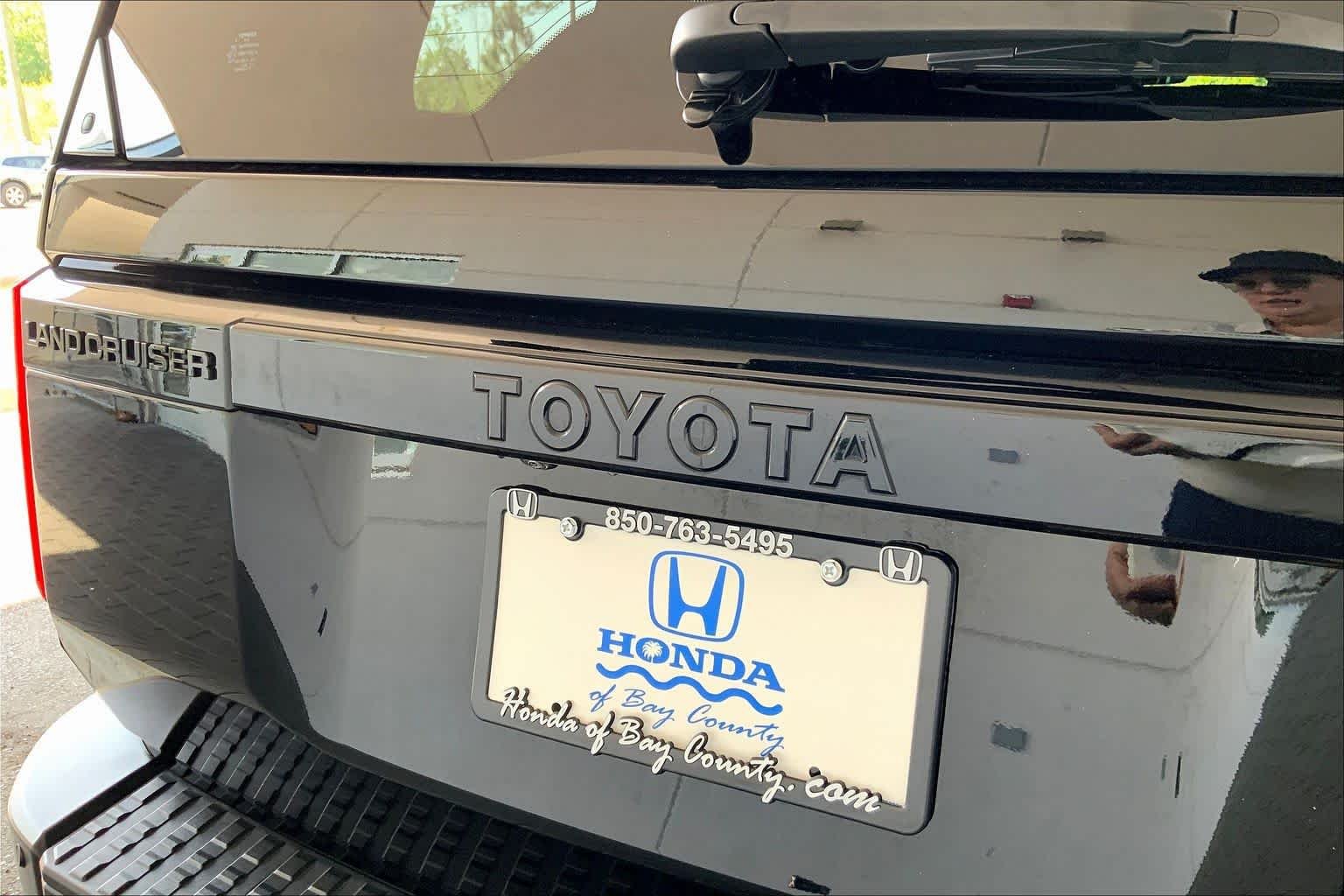 Used 2024 Black Toyota  image 33