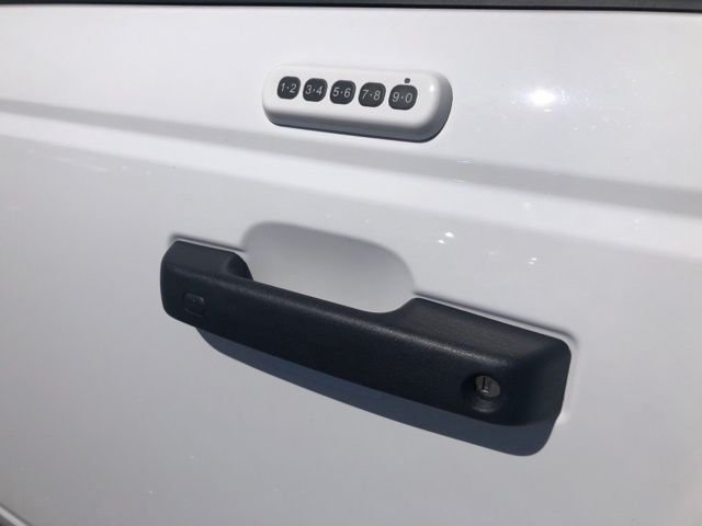 Used 2022 Oxford White Ford Wildtrak image 15