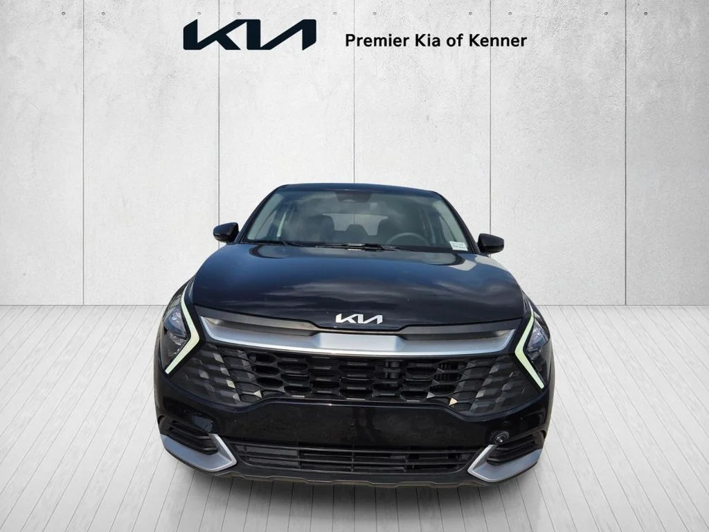 Used 2023 Black Kia LX image 8