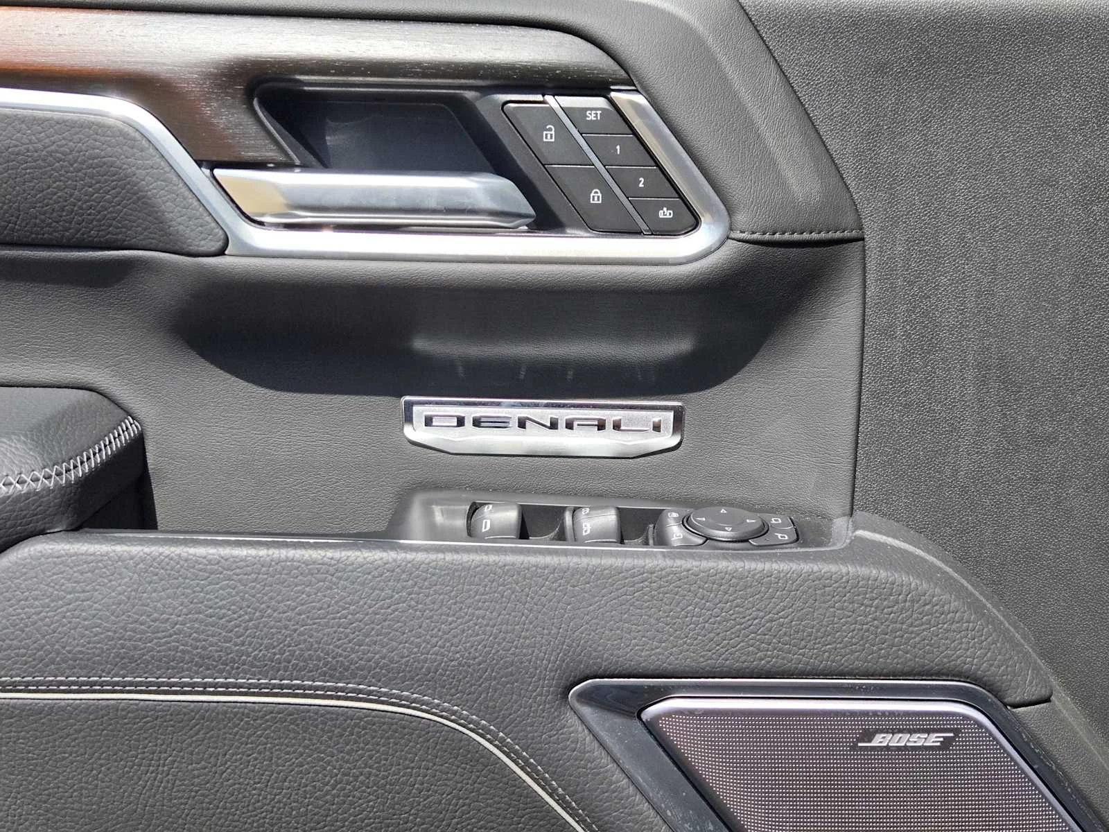 2026 GMC Sierra 1500 Denali - Photo 15