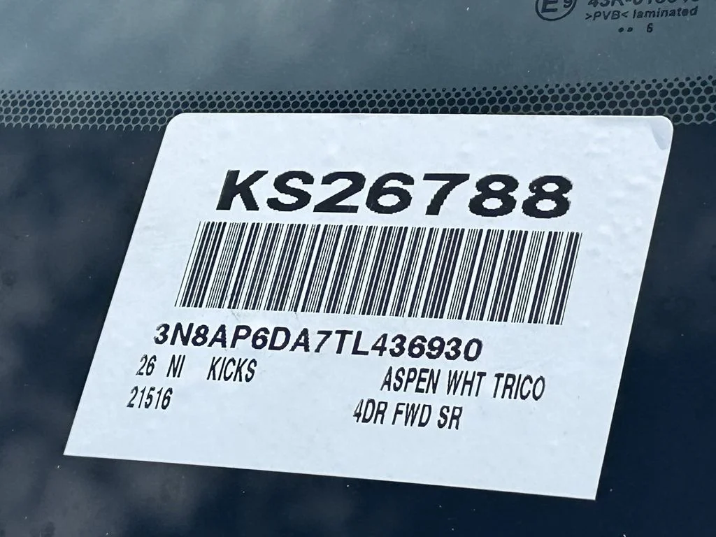 New 2026 Aspen White TriCoat / Super Black Two-tone Nissan SR image 21