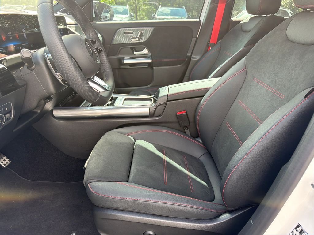2025 Mercedes-Benz GLA GLA35 AMG - Photo 28