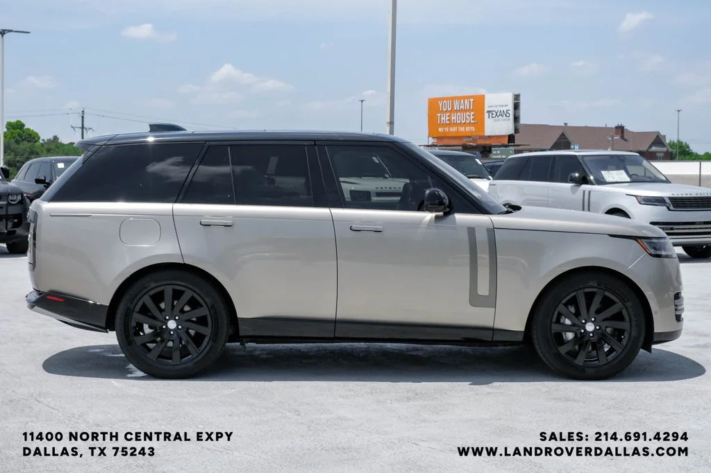 Certified Used 2023 Batumi Gold Premium Metallic Land Rover SE image 7