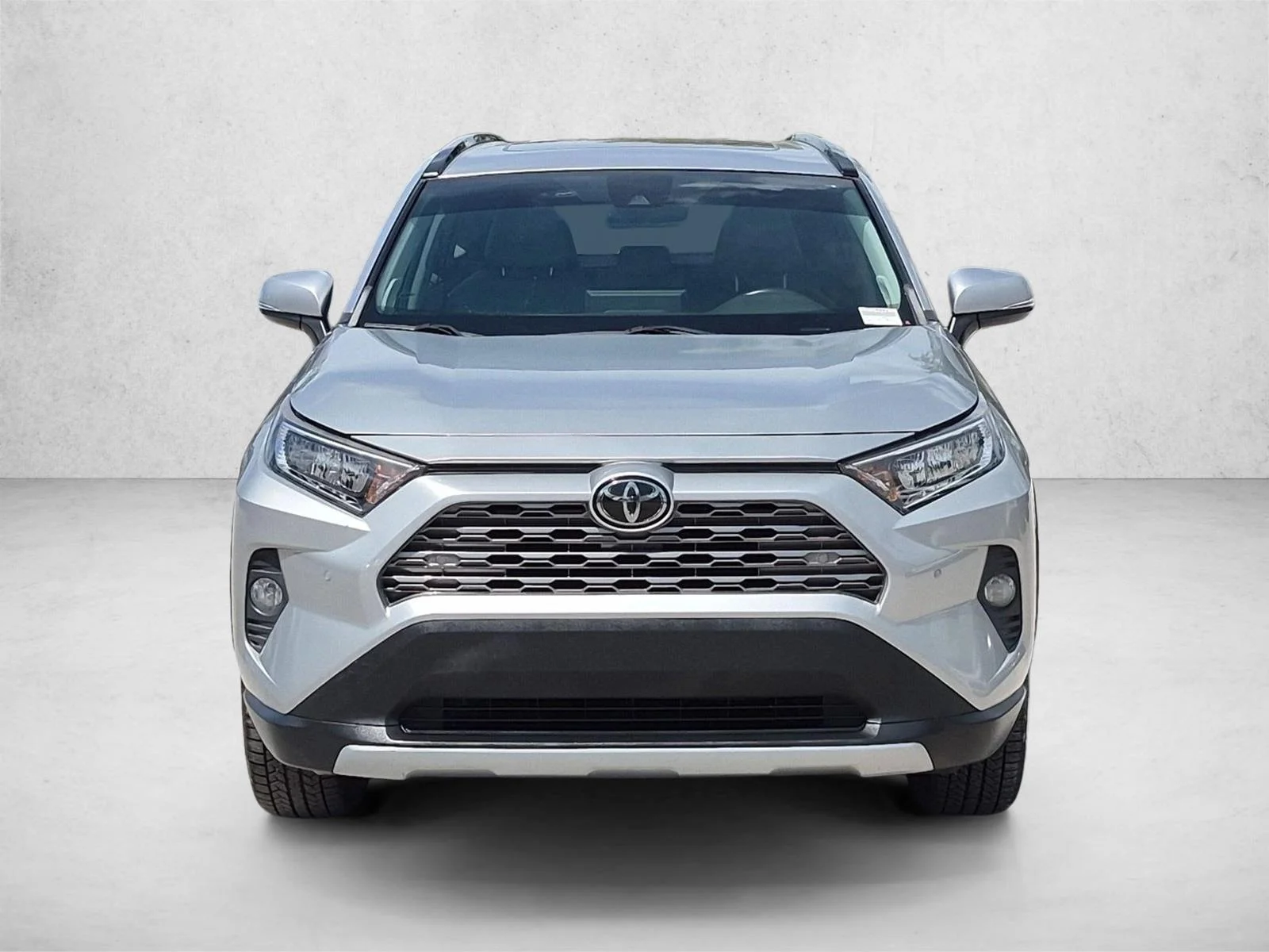 Used 2020 Silver Sky Metallic Toyota Limited image 2