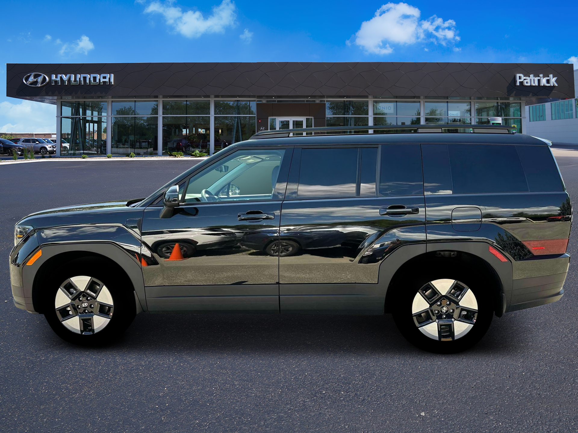 New 2026 Phantom Black Hyundai SEL image 3
