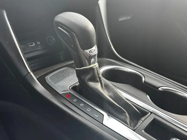 Used 2022 Gray Chevrolet LT image 14