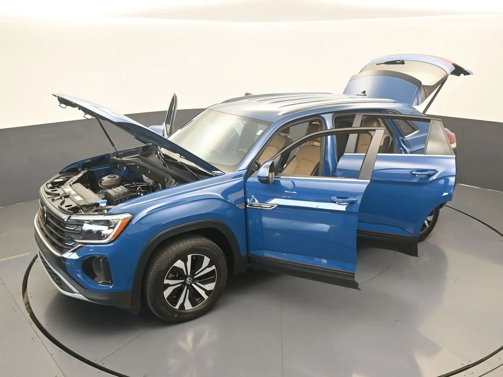 Used 2025 Blue Metallic Volkswagen 2.0T SE image 49