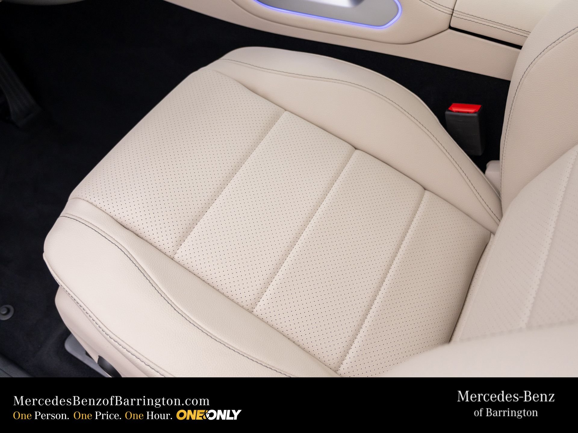 New 2026 Polar White Mercedes-Benz GLE 450 image 16