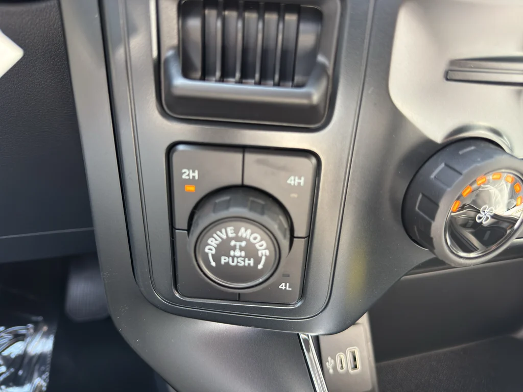 New 2026 Oxford White Ford STX® image 14