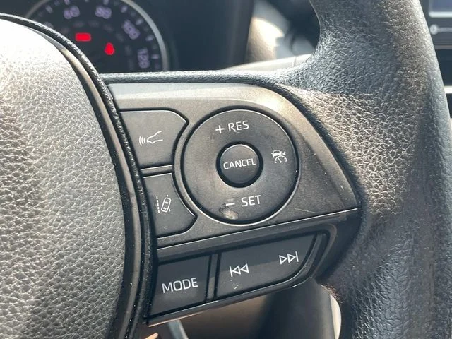 Used 2020 Silver Toyota LE image 21