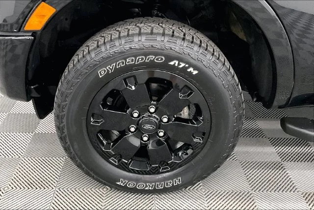 Used 2021 Shadow Black Metallic Ford Lariat image 10