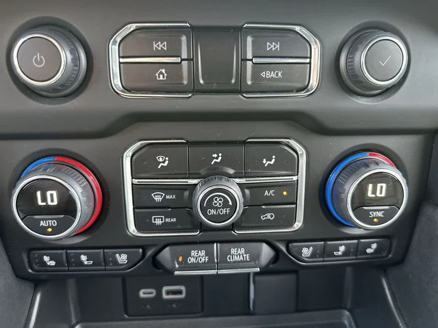 Used 2024 Gray Chevrolet High Country image 19