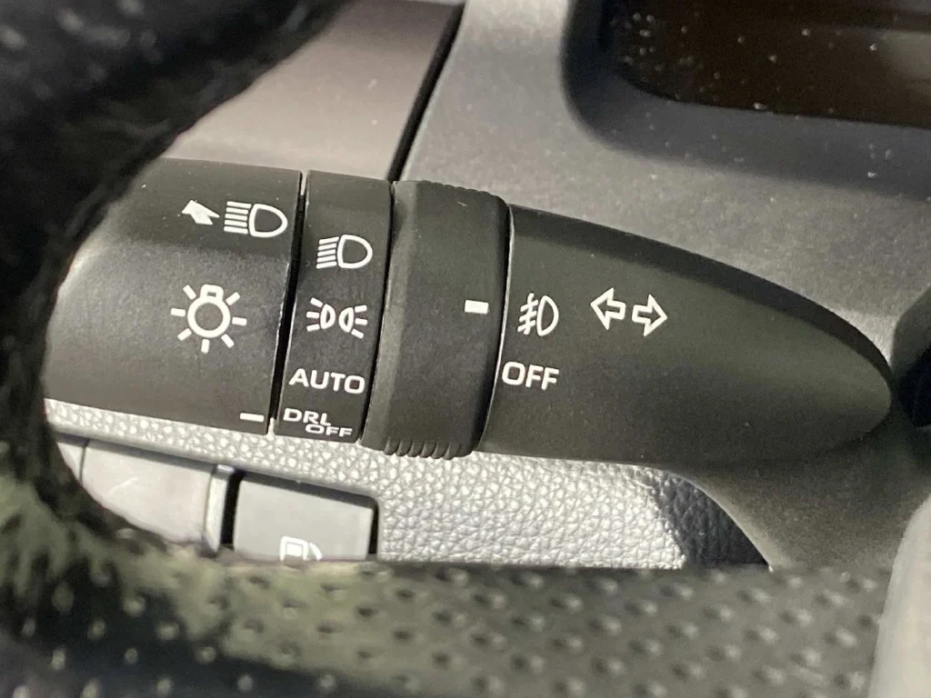 Used 2025 Cutting Edge Toyota SR5 image 17