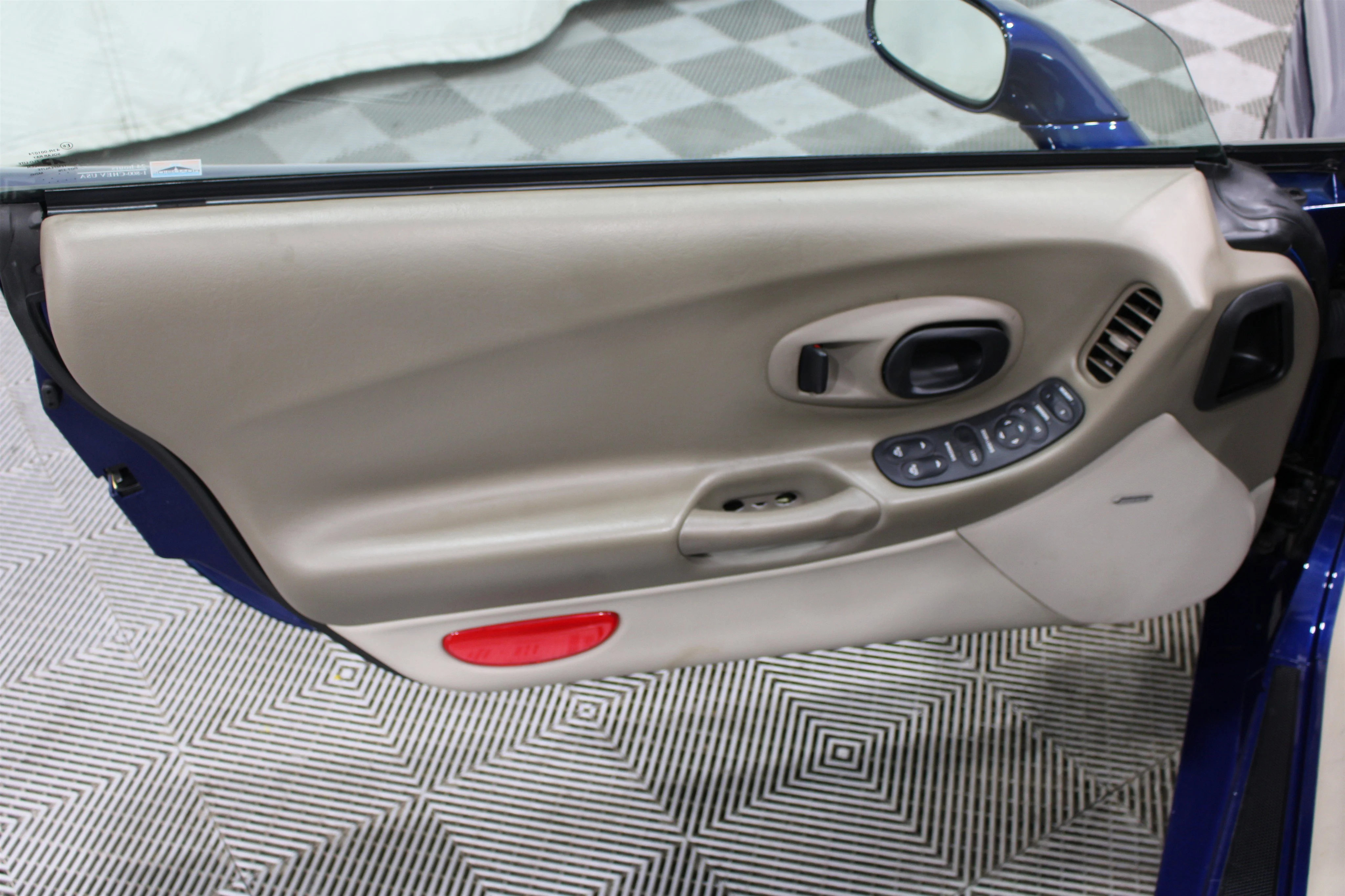 2004 Chevrolet Corvette Base - Photo 6