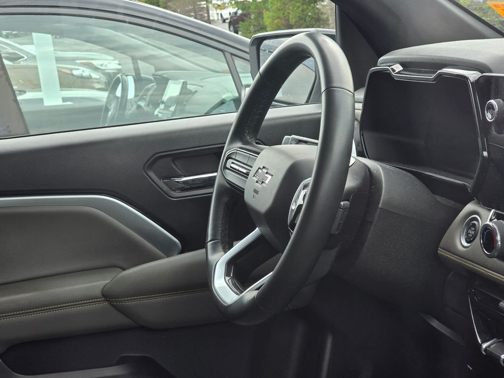 Used 2024 White Chevrolet ZR2 image 17