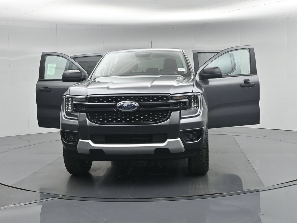 New 2026 Carbonized Gray Metallic Ford XLT image 28