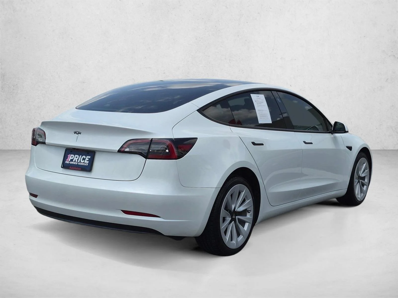 Used 2023 Pearl White Multi-Coat Tesla  image 5