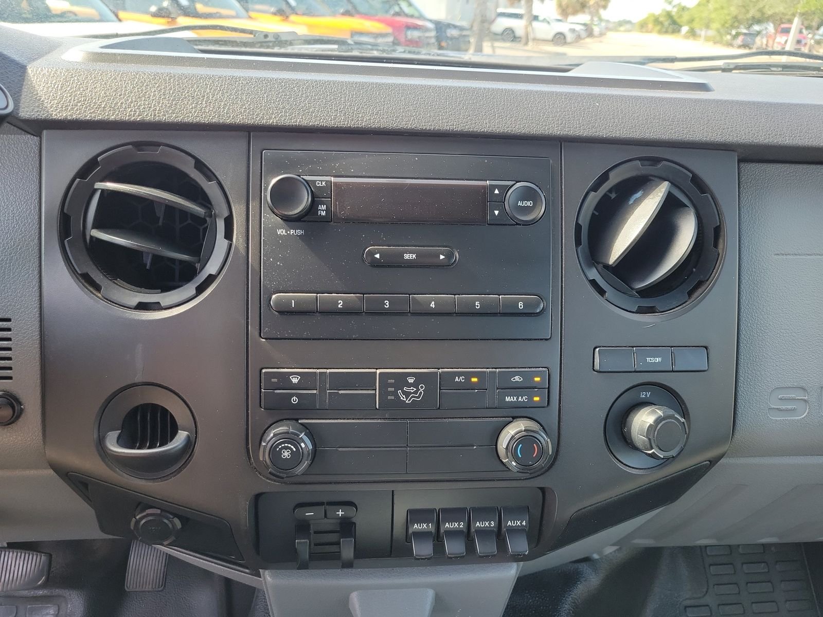 Used 2016 Black Ford XL image 22