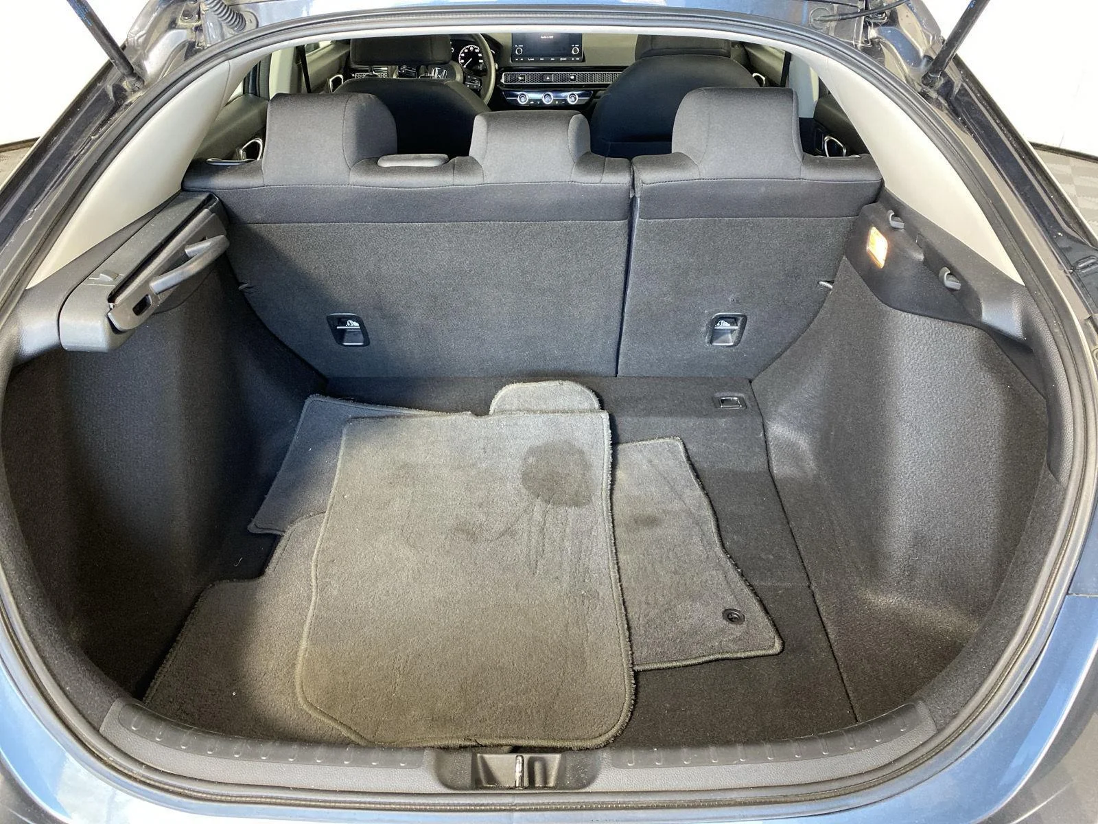Used 2023 Meteorite Gray Metallic Honda LX image 7