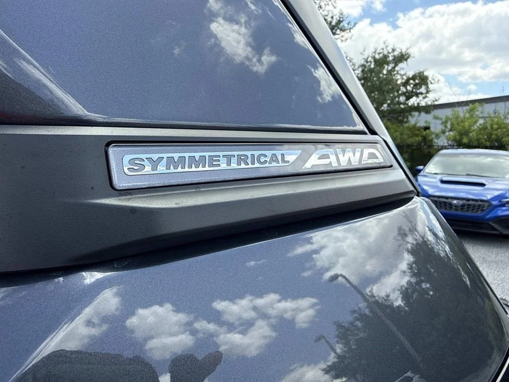 Used 2025 Gray Subaru Premium image 11
