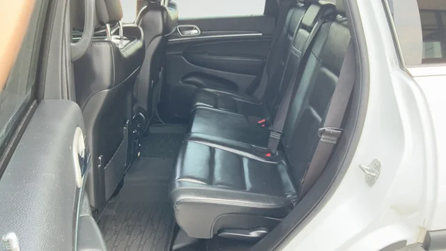 Used 2022 White Jeep Limited image 22