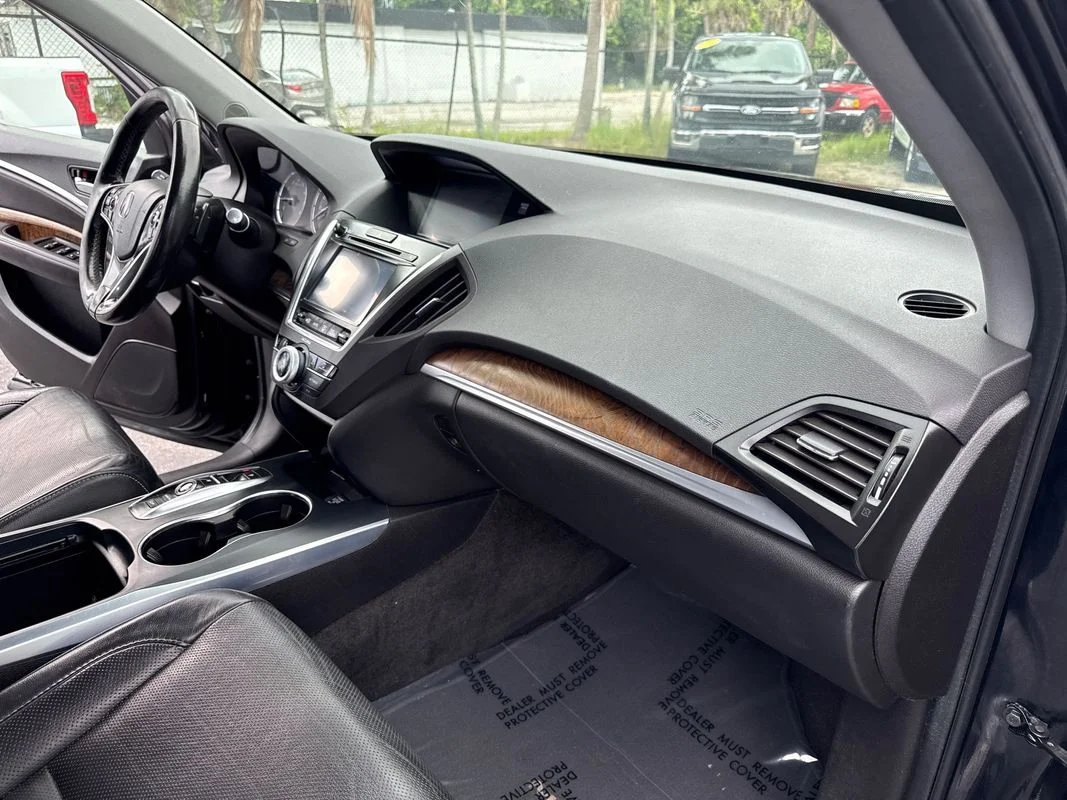 Used 2020  Acura Technology Package image 16