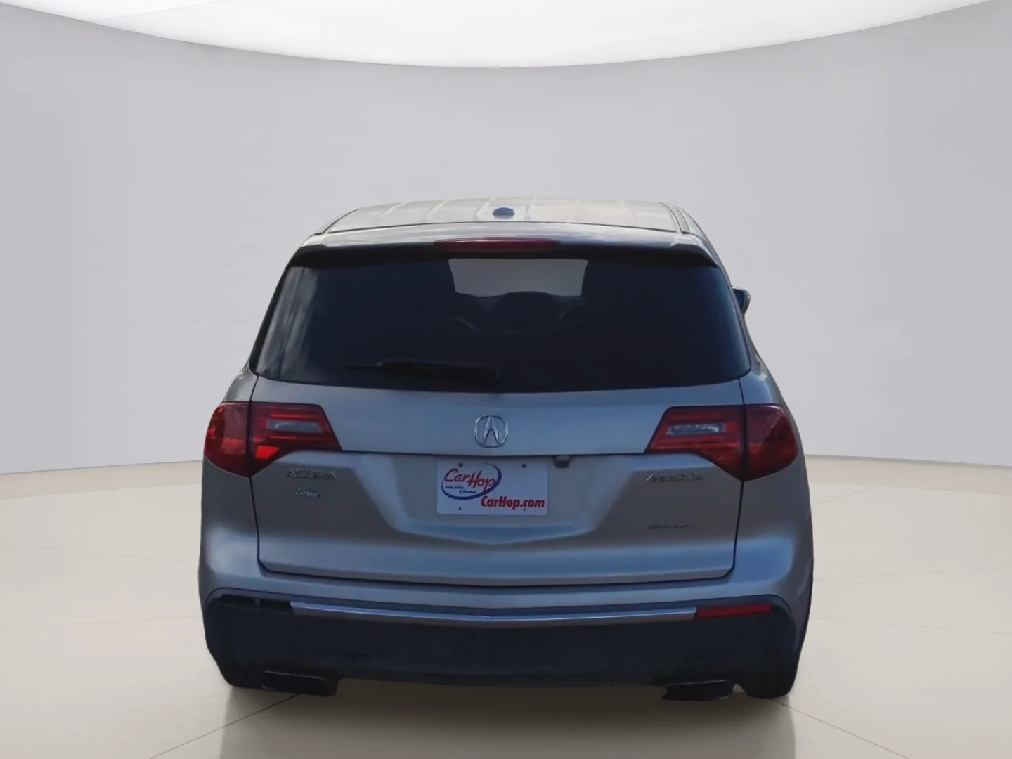 Used 2011 Silver Acura 6-SPD AT image 4
