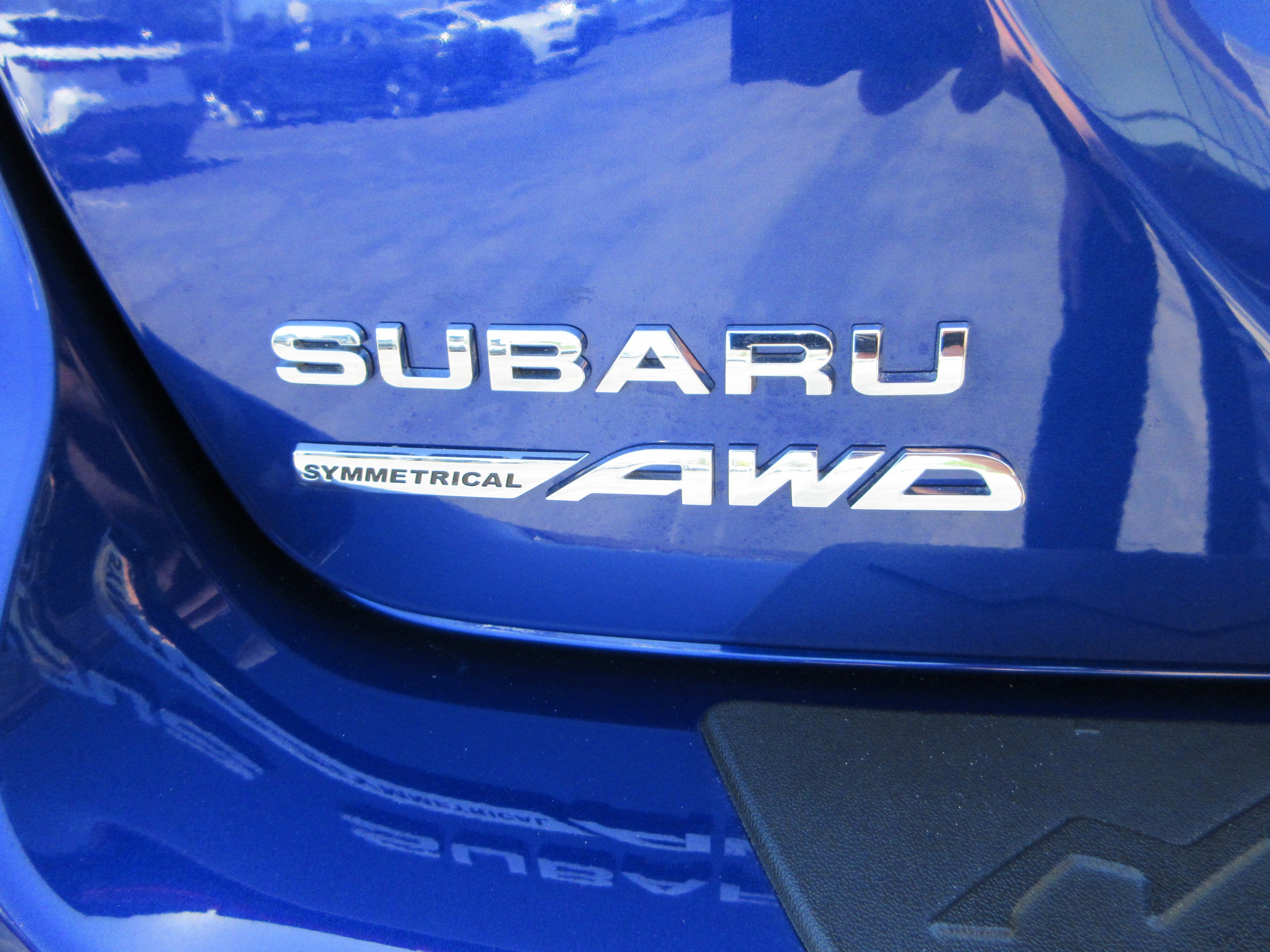 Used 2024 Sapphire Blue Pearl Subaru Limited image 8