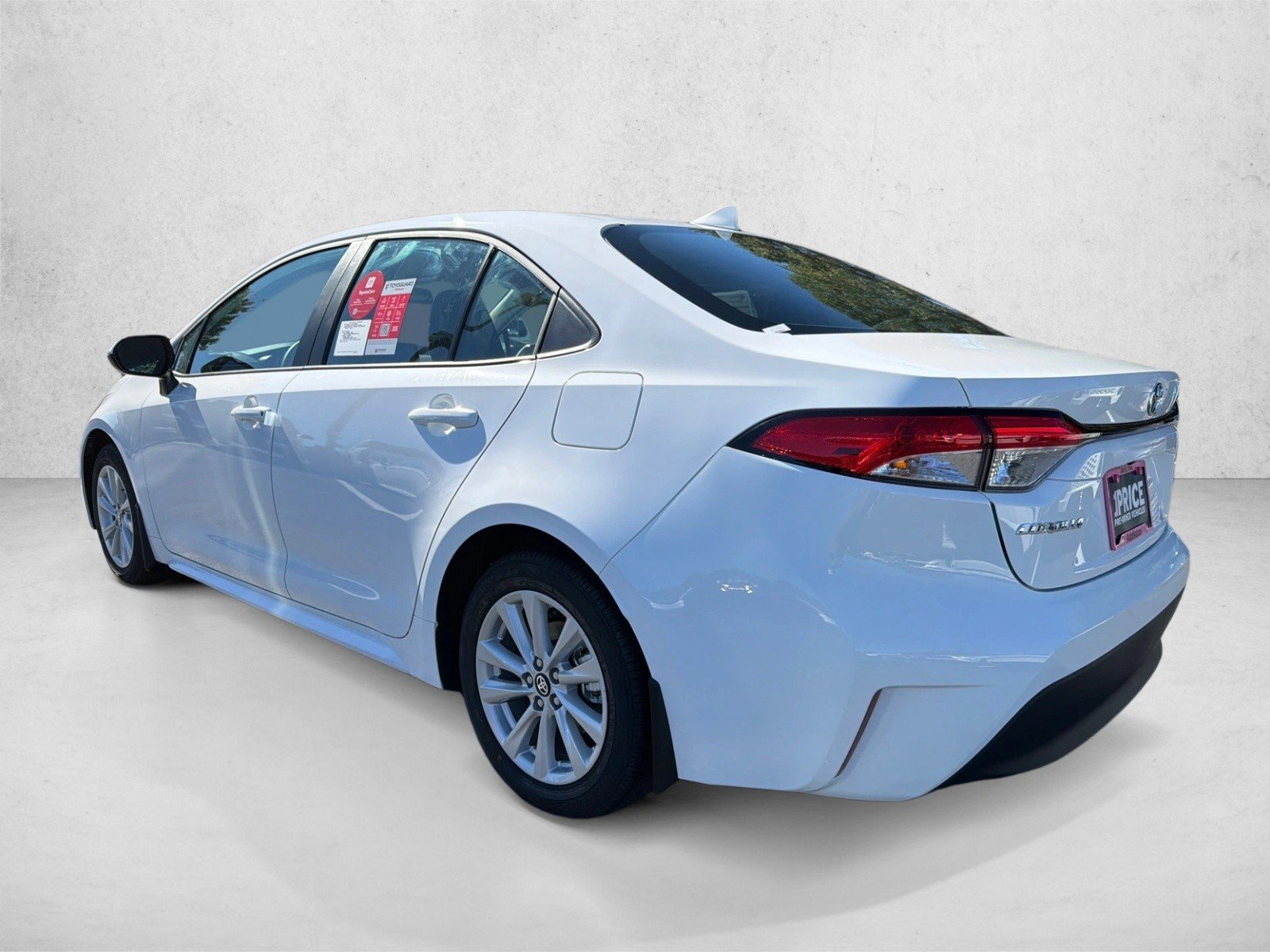 New 2027 Ice Cap Toyota LE image 5