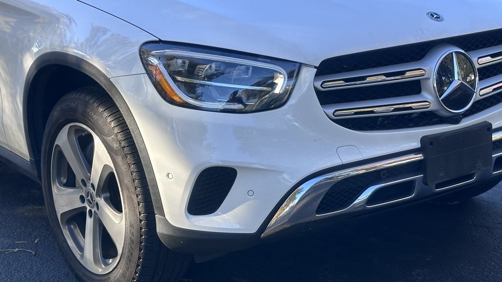 2022 Mercedes Benz GLC 300 4MATIC photo 2