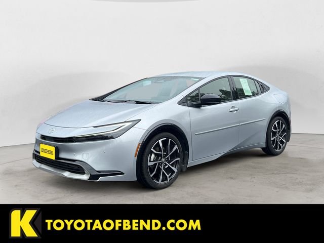Used 2024  Toyota XSE image 1